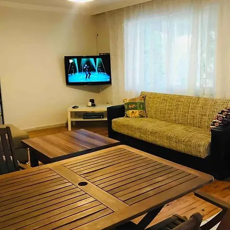 Konforlu, Genis, Heryere Yakin Ev بيت للعطل *
